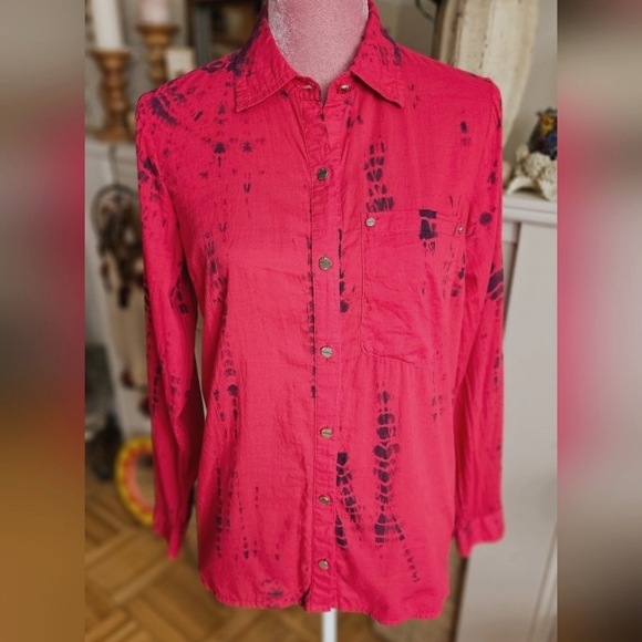 Michael Kors button-down shirt,  size 4. - Picture 3 of 10